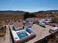 Impressionnante grande maison avec 2ème maison plus piscine et garages in Spanish Fincas