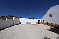 Indrukwekkend groot huis met 2e huis plus zwembad en garages in Spanish Fincas