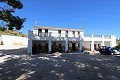 Impressionnante grande maison avec 2ème maison plus piscine et garages in Spanish Fincas