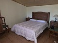 3-Bett-Villa mit 11 Hektar Land in Spanish Fincas