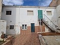 Townhouse with large courtyard in Spanish Fincas