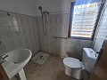 Villa de 3 dormitorios con piscina y vistas que necesita actualización in Spanish Fincas