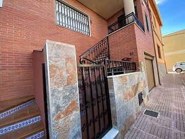 Casa adosada en Sax en una ubicación fabulosa