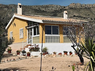 Hermosa villa pequeña con magníficas vistas en las afueras de La Romana