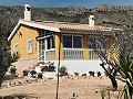 Belle petite villa avec de superbes vues à la périphérie de La Romana in Spanish Fincas