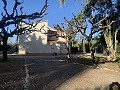 Superbe villa de 5 chambres et 3 salles de bains avec piscine et court de tennis. in Spanish Fincas