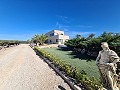 Superbe villa de 5 chambres avec piscine in Spanish Fincas