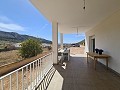 Schöne 3-Bett-2-Bad-Villa mit Blick auf die Berge in Spanish Fincas