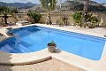 Villa mit 5 Schlafzimmern und 2 Bädern und Pool in Spanish Fincas