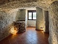 Magnifique maison troglodyte entièrement rénovée avec piscine dans la vallée de Hondon in Spanish Fincas