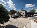 Ruime finca met zwembad en carport in Hondon de las Nieves in Spanish Fincas