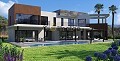 Moderne Neubauvilla mit Pool und Grundstück in Spanish Fincas