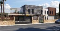 Modern new build villa with plot and pool in Spanish Fincas