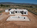 Neubau Villa Mordern in Pinoso mit Pool und Grundstück inklusive in Spanish Fincas