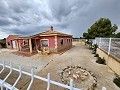 4-Schlafzimmer-Villa mit Pool in Spanish Fincas