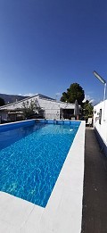 Villa with 3 Bedrooms, guest house, Pool & Garage in Spanish Fincas