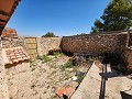 Landhuis met 4 slaapkamers in de bergen in Spanish Fincas