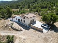 Landhuis met 4 slaapkamers in de bergen in Spanish Fincas