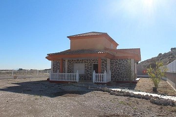 Belle nouvelle villa de 3 chambres à vendre à Fortuna