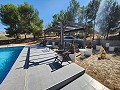 4-Schlafzimmer-Villa mit modernisierter Fassade und Pool in Spanish Fincas