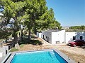 Villa de 4 chambres avec façade modernisée et piscine in Spanish Fincas