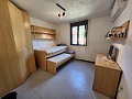 4-Schlafzimmer-Villa mit modernisierter Fassade und Pool in Spanish Fincas