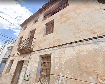 Townhouse to Reform in Teresa De Cofrentes