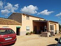 Grande maison de campagne, à distance de marche de la ville in Spanish Fincas