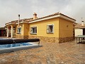 Villa con 4 dormitorios y 2 baños, piscina, sauna y cocina de verano in Spanish Fincas