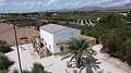 Deux propriétés sur un terrain à Crevillente in Spanish Fincas