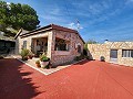 3 Bed Villa with mountain and castle views in Spanish Fincas