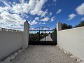 Superbe villa avec piscine et annexe pour invités in Spanish Fincas