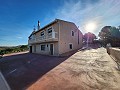 Belle villa de 3 chambres et 2 salles de bain avec sous-construction massive in Spanish Fincas