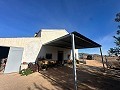 Maison de campagne de 2 chambres avec un très grand terrain in Spanish Fincas