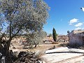 2-Schlafzimmer-Landhaus mit sehr großem Grundstück in Spanish Fincas