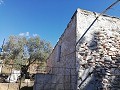 Maison de campagne de 2 chambres avec un très grand terrain in Spanish Fincas