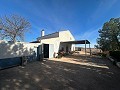 Maison de campagne de 2 chambres avec un très grand terrain in Spanish Fincas