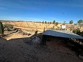 Maison de campagne de 2 chambres avec un très grand terrain in Spanish Fincas