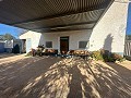 Maison de campagne de 2 chambres avec un très grand terrain in Spanish Fincas