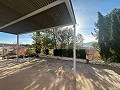 Maison de campagne de 2 chambres avec un très grand terrain in Spanish Fincas