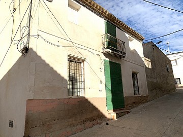 Casa adosada de 4 dormitorios con jardín