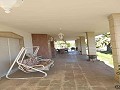 Villa mit 9 Schlafzimmern und 8 Bädern, Pool und Tennisplatz in Spanish Fincas