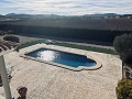 Impresionante villa con piscina y casa de invitados en Pinoso in Spanish Fincas