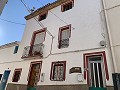 Beautiful Townhouse with 6 Bedrooms and terrace in Spanish Fincas