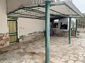 Renovatieproject met 4 bedden en zwembad in La Romana in Spanish Fincas