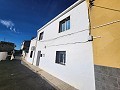 3 Bedroom, 3 bathroom house in the old town of Sax in Spanish Fincas