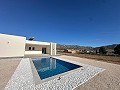 Impresionante villa de nueva construcción en El Cantón in Spanish Fincas