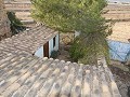 Maison de campagne avec 3 chambres et 2 salles de bain avec beaucoup de caractère in Spanish Fincas