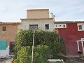 Maison de campagne avec 3 chambres et 2 salles de bain avec beaucoup de caractère in Spanish Fincas