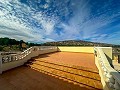 Unglaubliche Villa mit Pool in Pinoso in Spanish Fincas